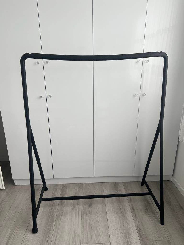 Ikea metalen kapstok - Zwart, modern design, Ophalen of Verzenden, Zo goed als nieuw