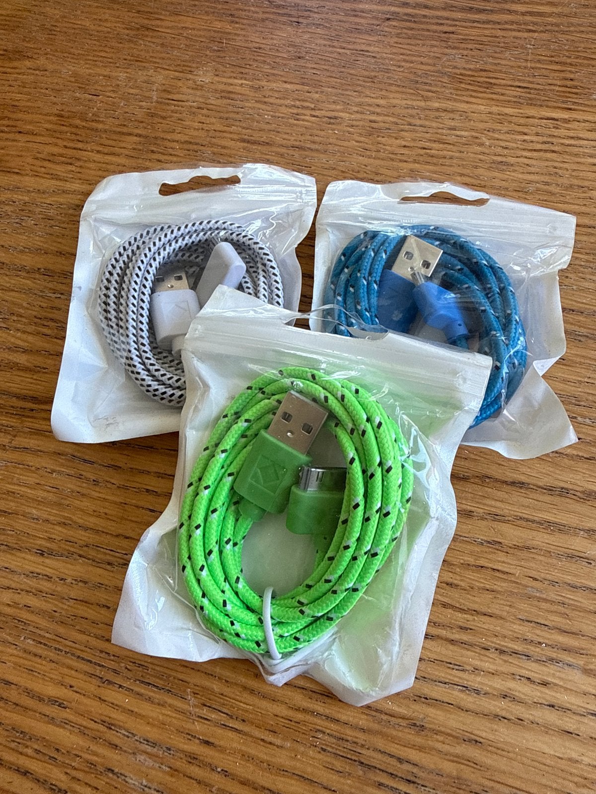 3x USB-kabel 2 meter voor iPhone 4 (nieuw), Telecommunicatie, Mobiele telefoons | Telefoon-opladers, Lightning, Nieuw, Ophalen of Verzenden