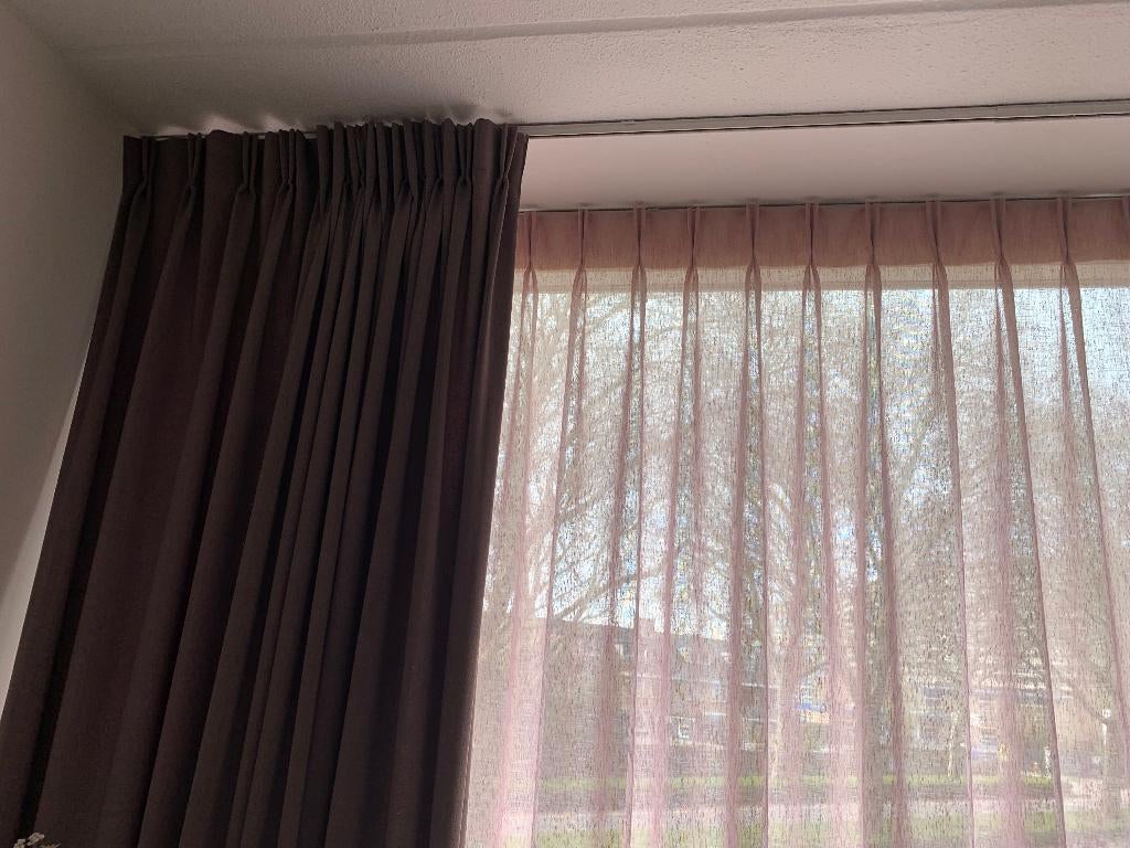 vitrage veneta oud roze, Huis en Inrichting, Stoffering | Gordijnen en Lamellen, Ophalen, Overige kleuren, Zo goed als nieuw, 200 cm of meer
