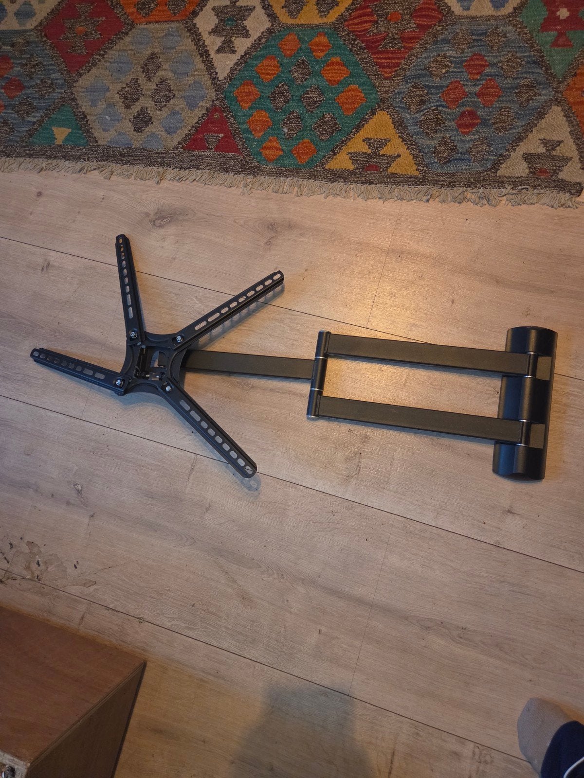 Barkan TV-beugel voor grote tv's, Ophalen