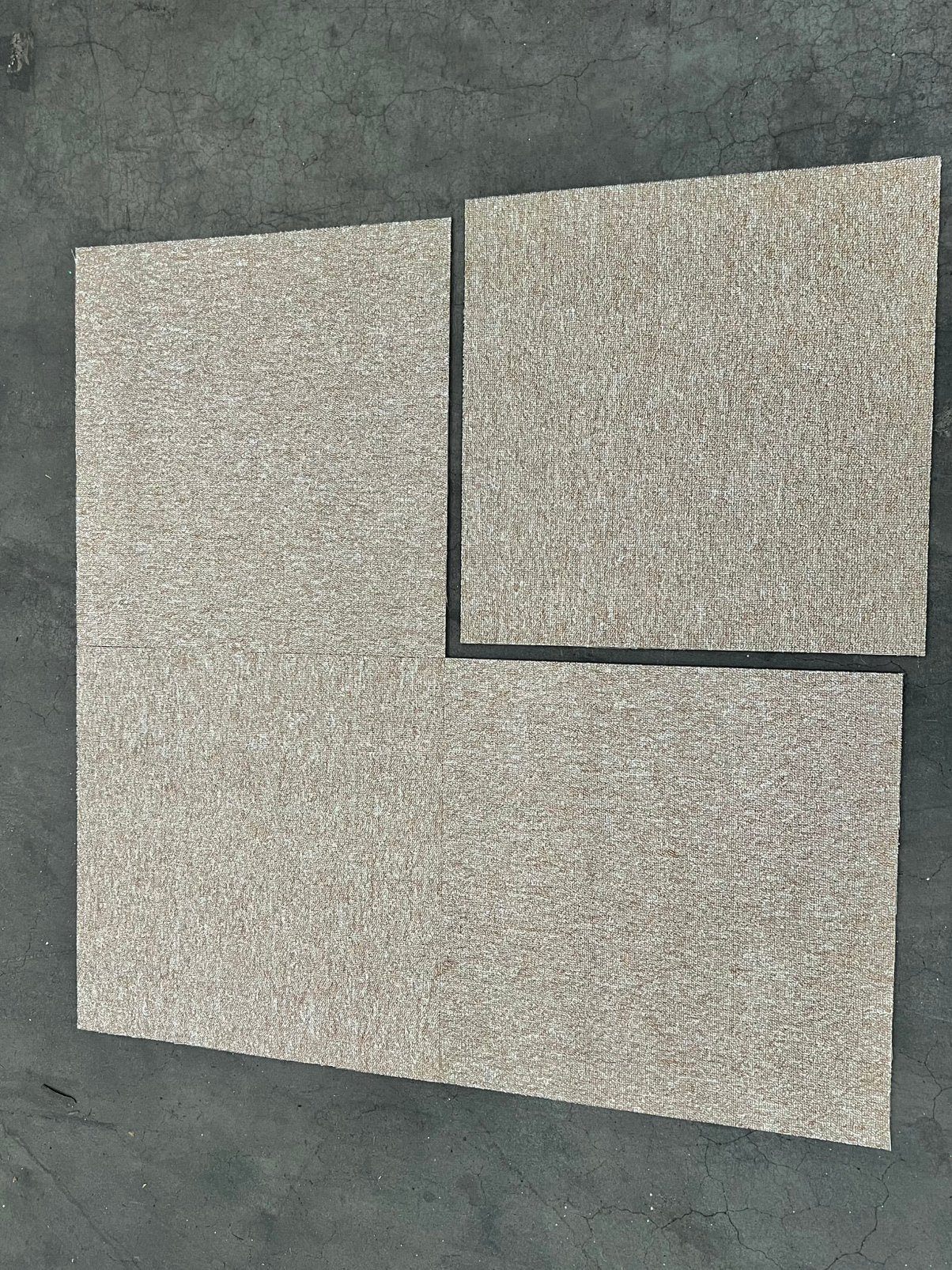 Nieuwe beige tapijttegels 50x50cm, Ophalen, 75 m² of meer, Beige, Nieuw