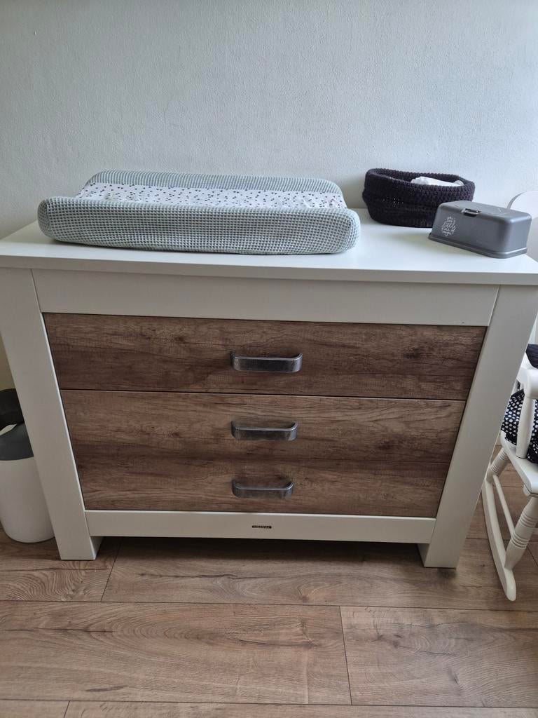 Babykamer van Kidsmill, commode, kast en ledikantje, Kinderen en Baby's, Kinderkamer | Complete kinderkamers, Ophalen, Gebruikt