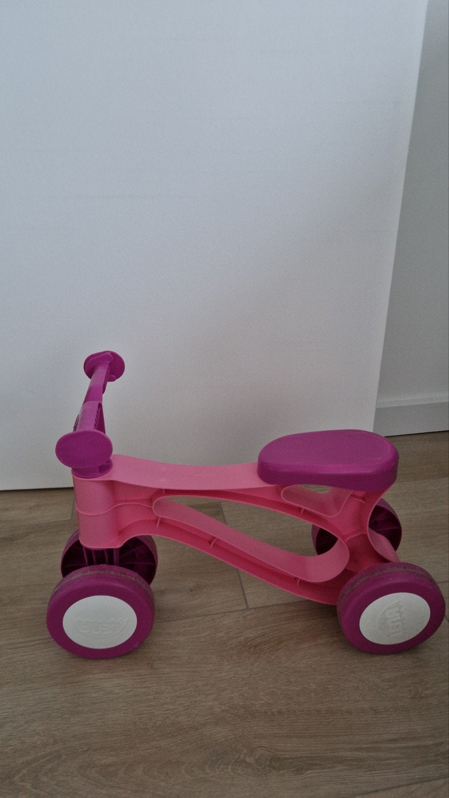 Roze loopfietsje voor peuters - Goede staat, Ophalen, Gebruikt