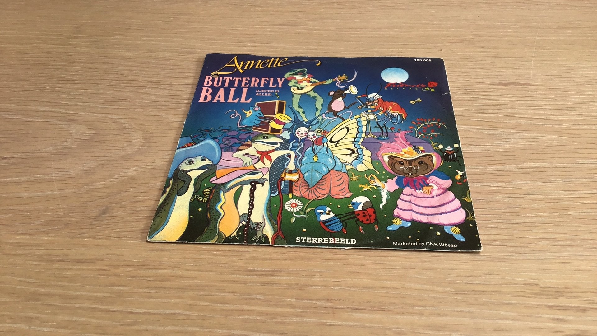 ZEER ZELDZAME PIRATENKNALLER VAN ANNETTE: BUTTERFLY BALL
