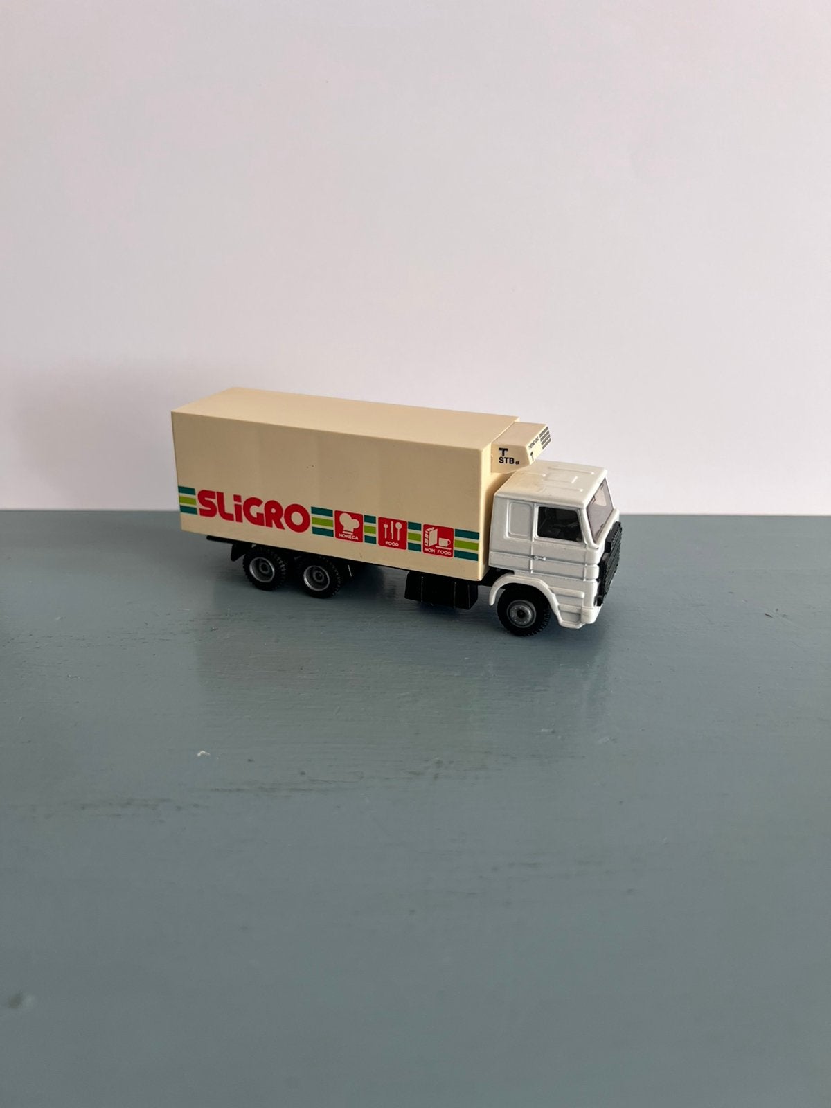 Vintage Sligro vrachtwagen, Gebruikt, Sligro, Ophalen of Verzenden, Bus of Vrachtwagen