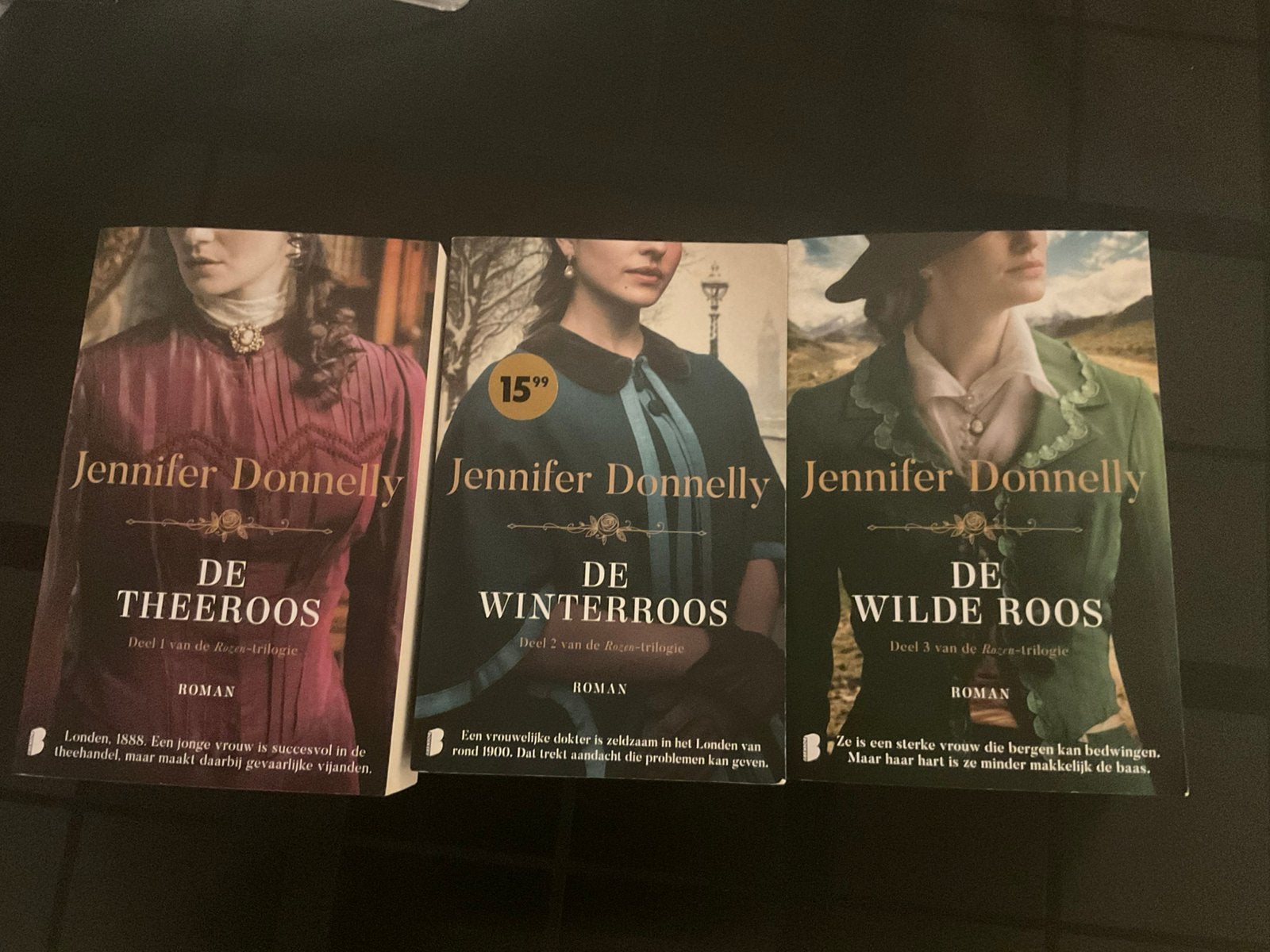 De Roos serie van Jennifer Donnelly, Ophalen of Verzenden, Zo goed als nieuw