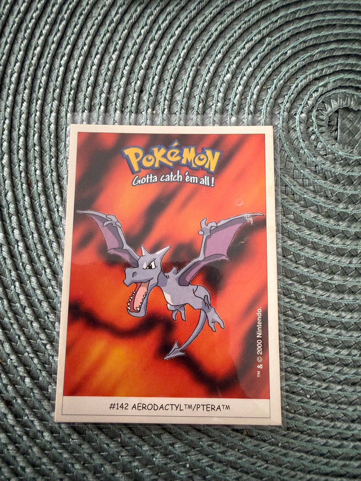 Dunkin Boomer Pokémon Sticker #142 Aerodactyl, Hobby en Vrije tijd, Verzamelkaartspellen | Pokémon, Ophalen of Verzenden, Gebruikt