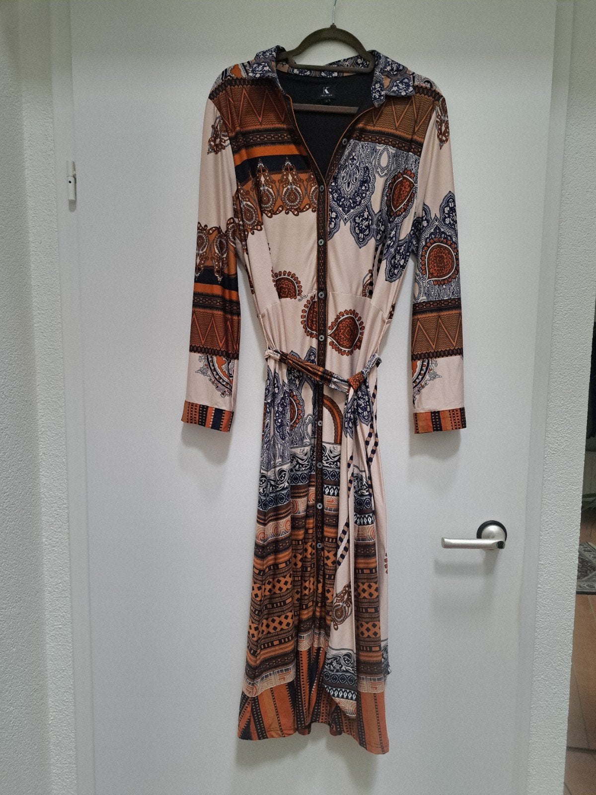 Lange jurk van K-Design met paisley print, Meerkleurig, Maat 42/44 (L), Ophalen of Verzenden, Onder de knie