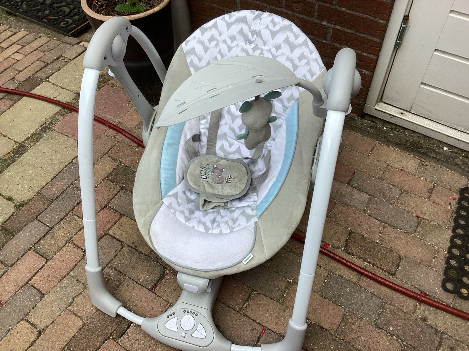 Ingenuity Schommelstoel/Wipstoel met Muziek en Trillingen, Kinderen en Baby's, Schommelstoel, Ophalen, Overige merken, Met gordel(s) of riempje(s)