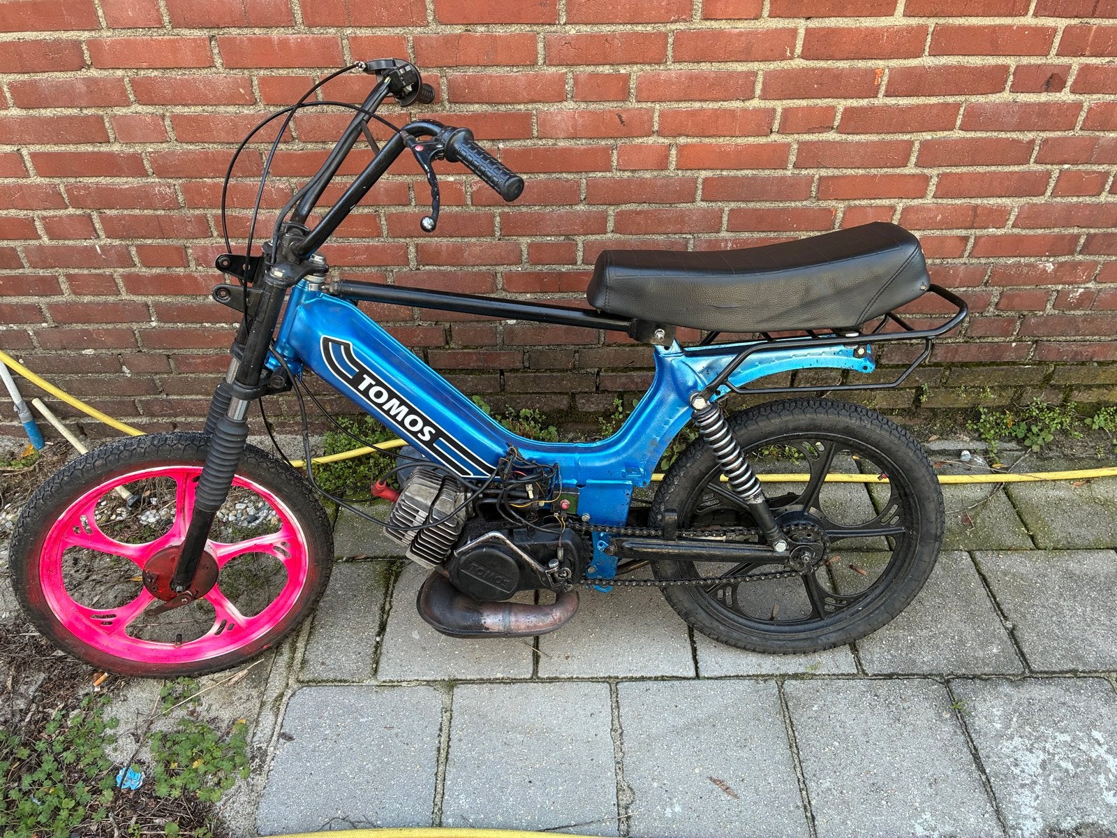 Tomos 65cc met extra onderdelen, Fietsen en Brommers, Ophalen, Gebruikt, Maximaal 25 km/u, Overige modellen