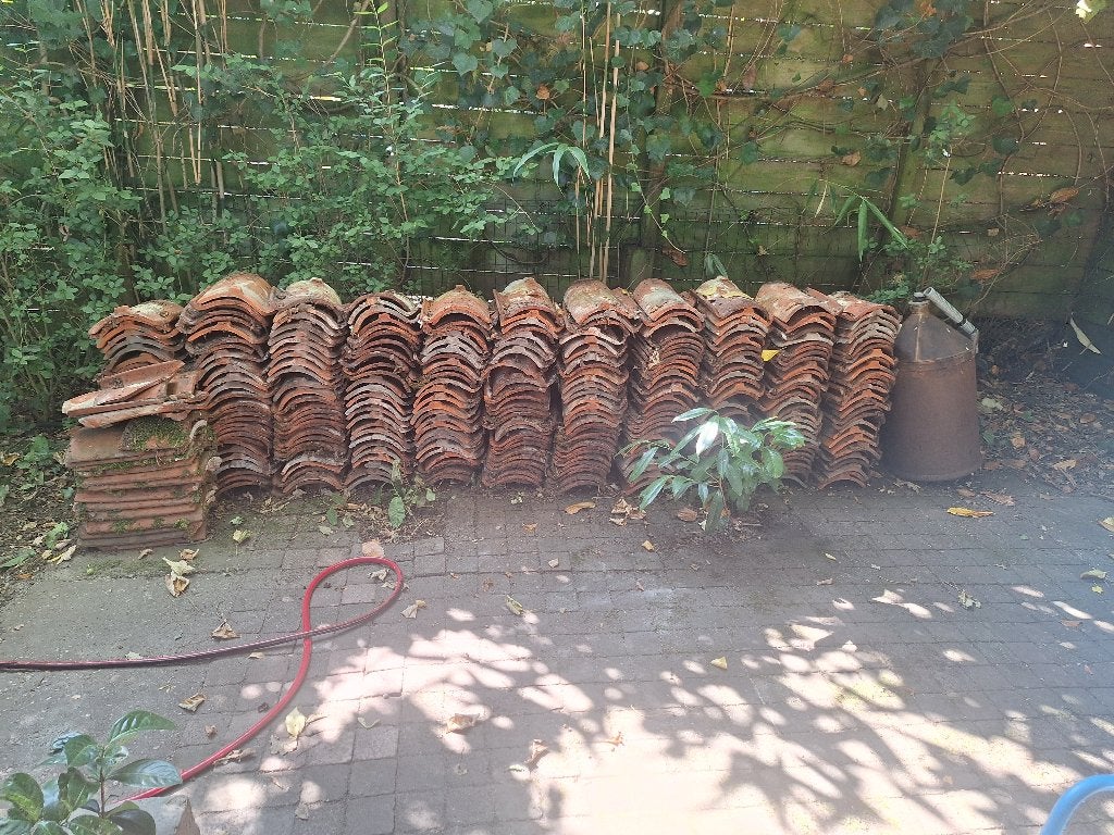 Gratis af te halen: Dakpannen in Amersfoort, Doe-het-zelf en Verbouw, Dakpannen en Dakbedekking, Ophalen, Steen of Klei, Dakpannen