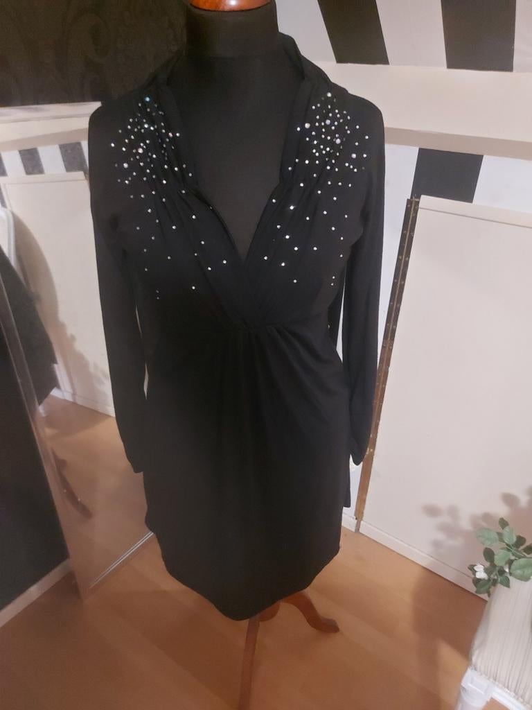 Mooie tuniek zwart met glitters mt 40/42, Ophalen of Verzenden