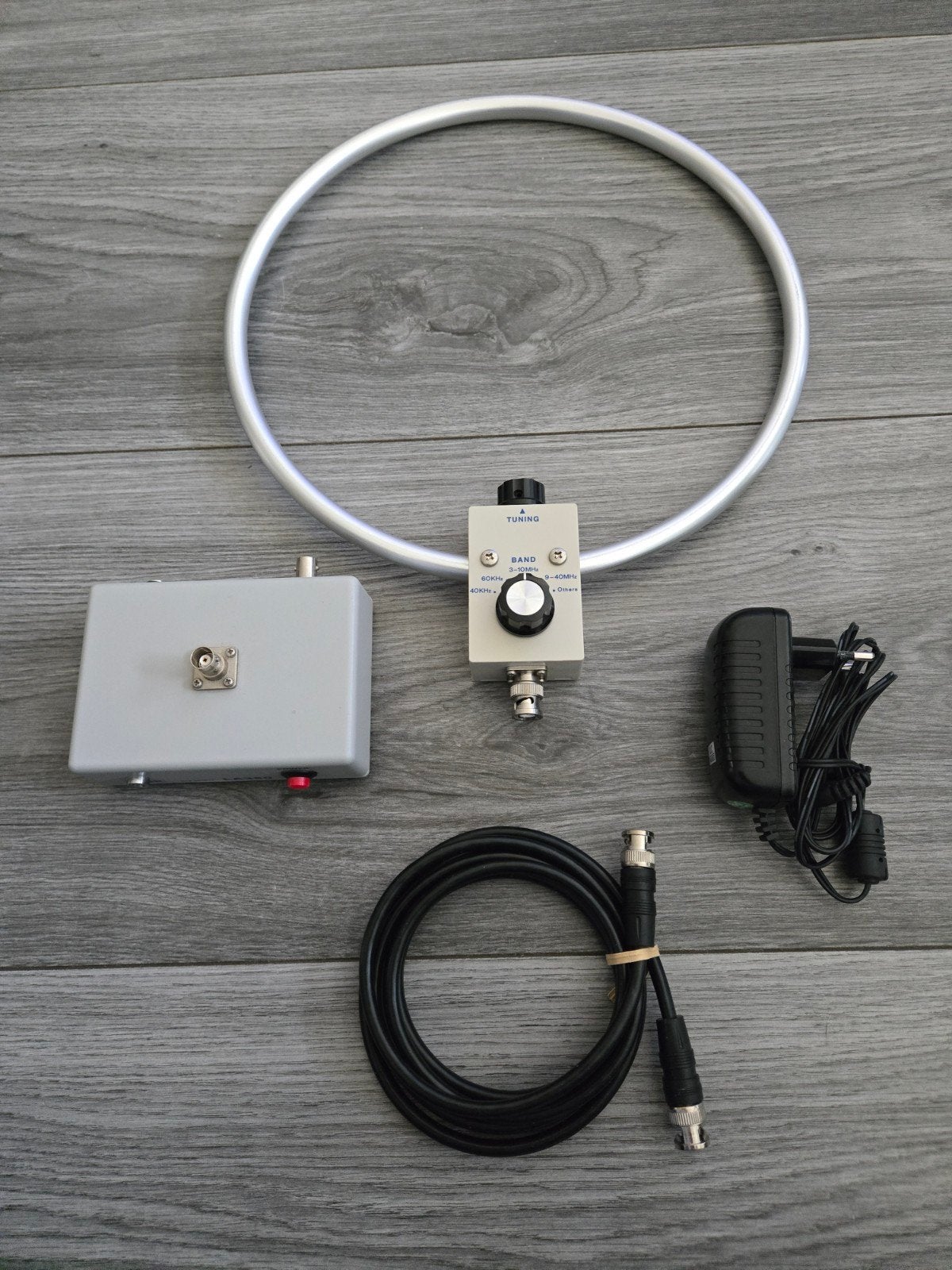 Aor LA 380 actieve loop antenne 10 khz tot 500 mhz +adapter, Telecommunicatie, Ophalen of Verzenden, Zo goed als nieuw, Antenne