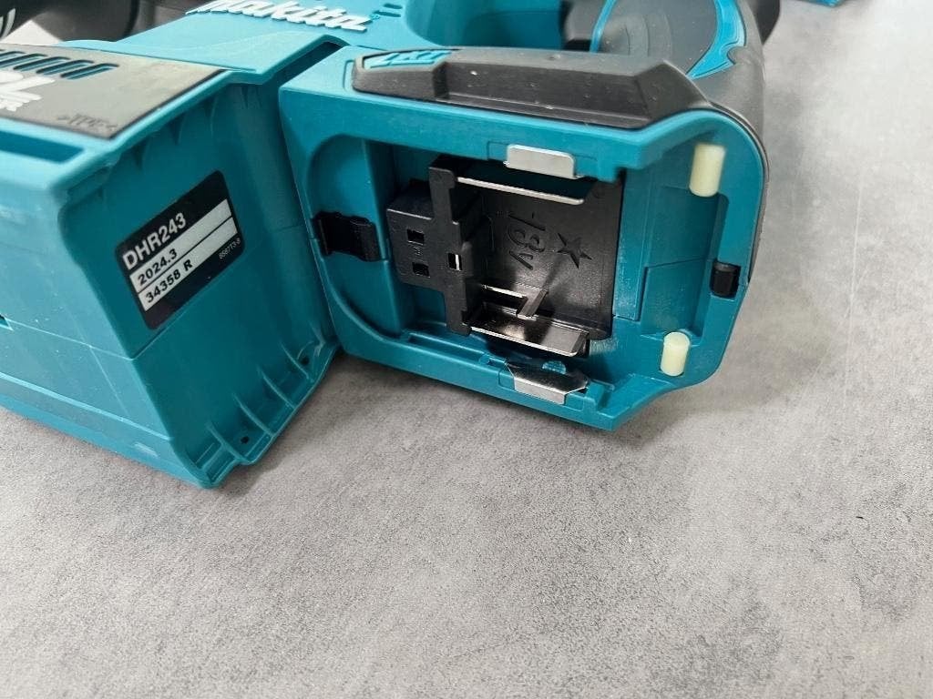 MAKITA 18V ACCU BOORHAMER DHR243Z SDS+ BRUSHLESS 2j, Ophalen of Verzenden, Nieuw, Overige typen