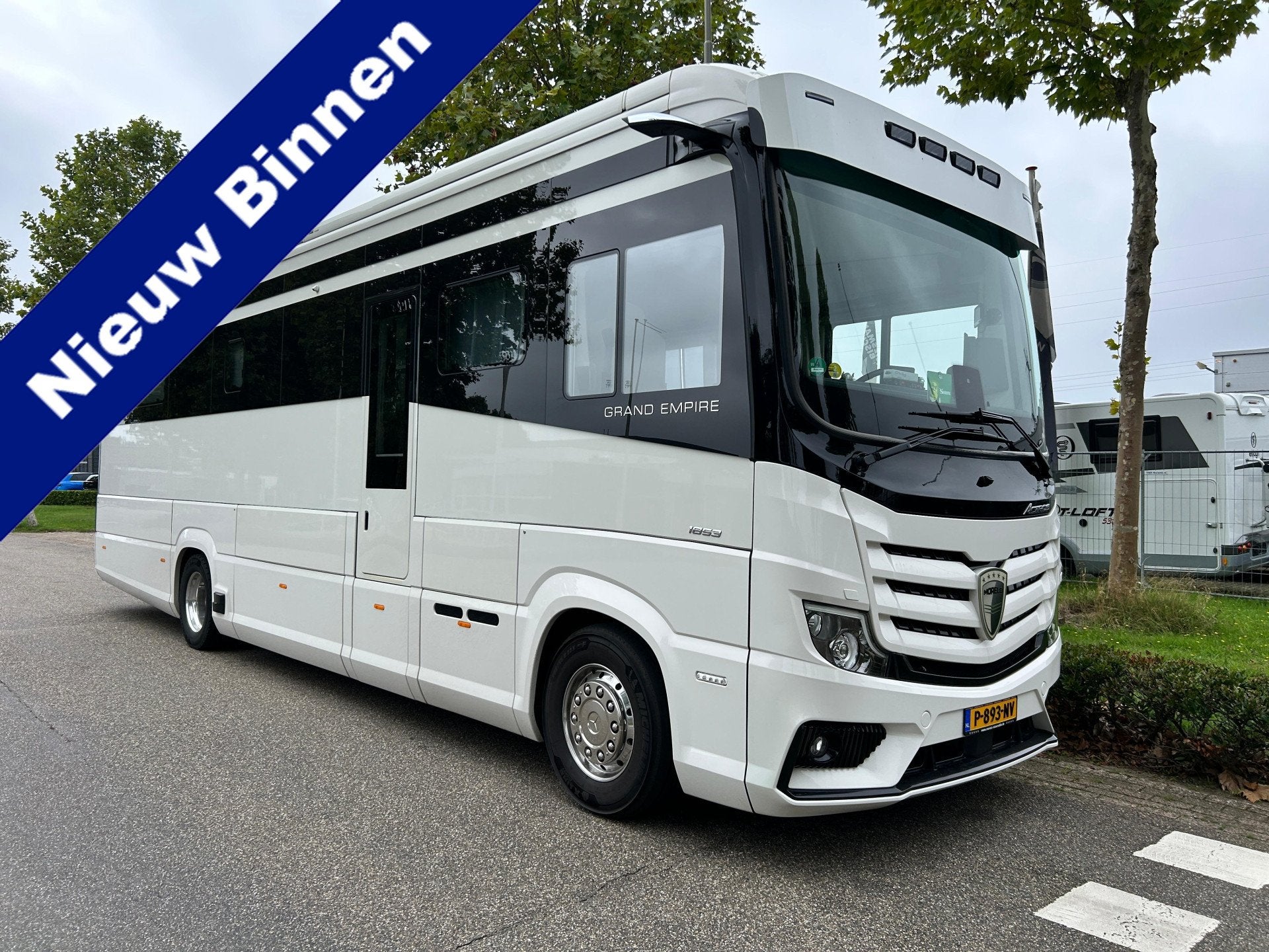 Morelo GRAND EMPIRE 110 GSO Slide Out (bj 2021), Caravans en Kamperen, Galliersweg 39
5349AT  OSS, NL, Diesel, Mark@niesmannbischoff.nl