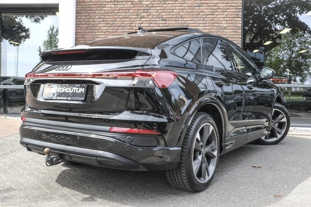 Audi Q4 e-tron Sportback 45 e-tron 210KW S-line | SOH 99% |, Auto's, Audi, Keurmerk '100% Onderhouden', 0 cilinders, Gebruikt