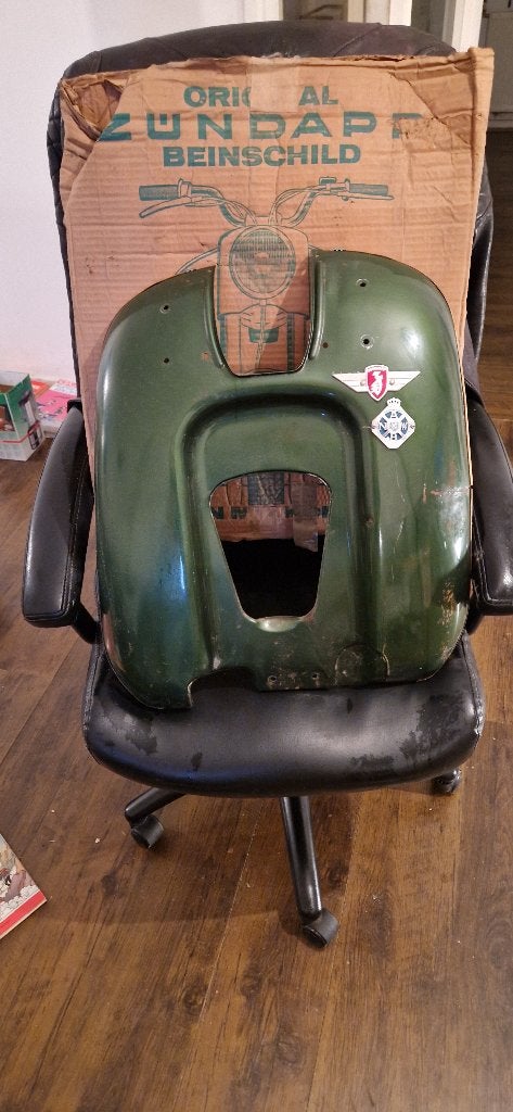 2 originele Zündapp beinschilden + stuur met embleem vintage, Ophalen of Verzenden, Gebruikt, Overige typen