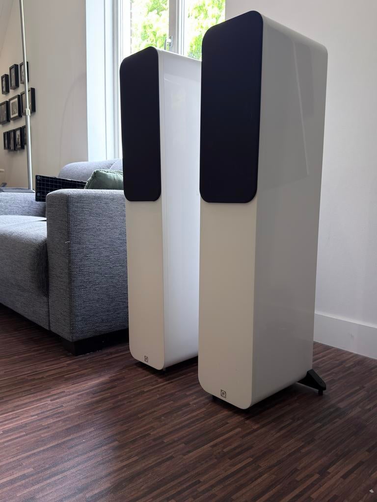 Q-Acoustics 3050 vloerspeakers (2 stuks), Audio, Tv en Foto, Luidsprekers, Zo goed als nieuw, 120 watt of meer, Front, Rear of Stereo speakers