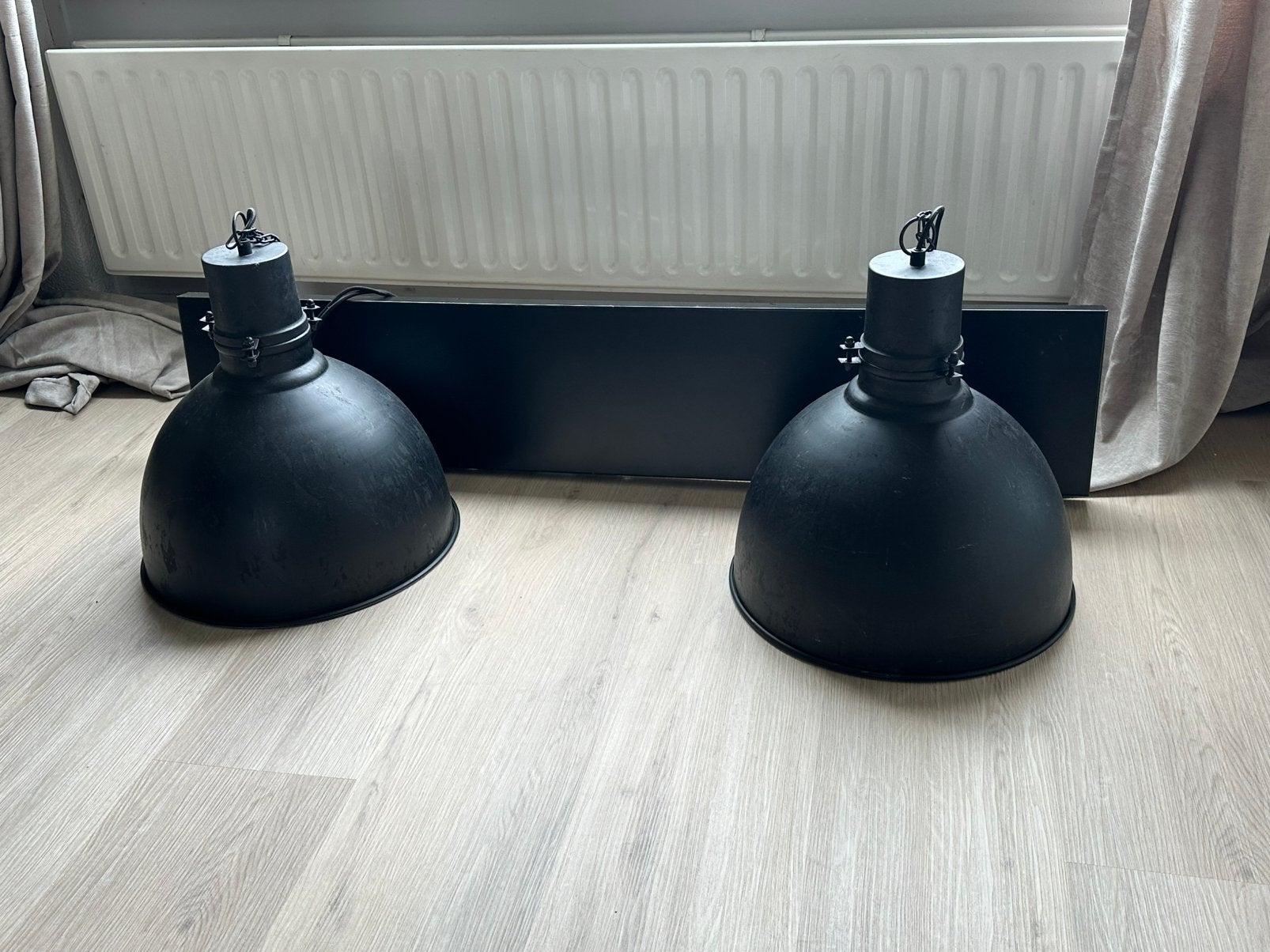 Zwarte hanglamp, Huis en Inrichting, Lampen | Hanglampen, Ophalen, Zo goed als nieuw