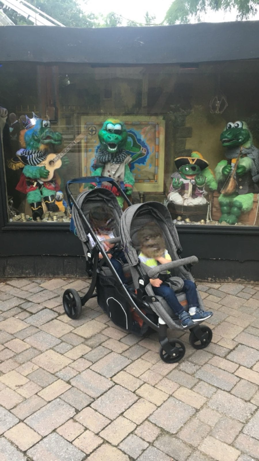 Comfortabele Tweeling Kinderwagen - Ideaal voor Duo's, Gebruikt, Duowagen, Ophalen, Kinderwagen
