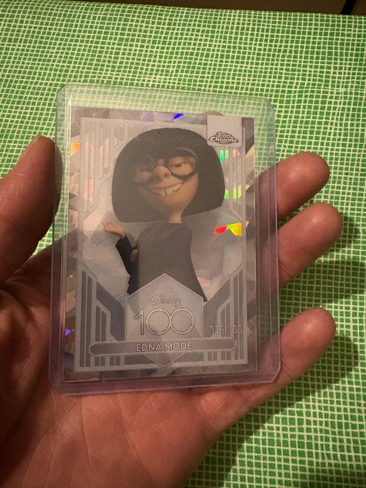 Disney 100 Topps Chrome Edna Mode Kaart 036/100, Verzamelen, Ophalen of Verzenden