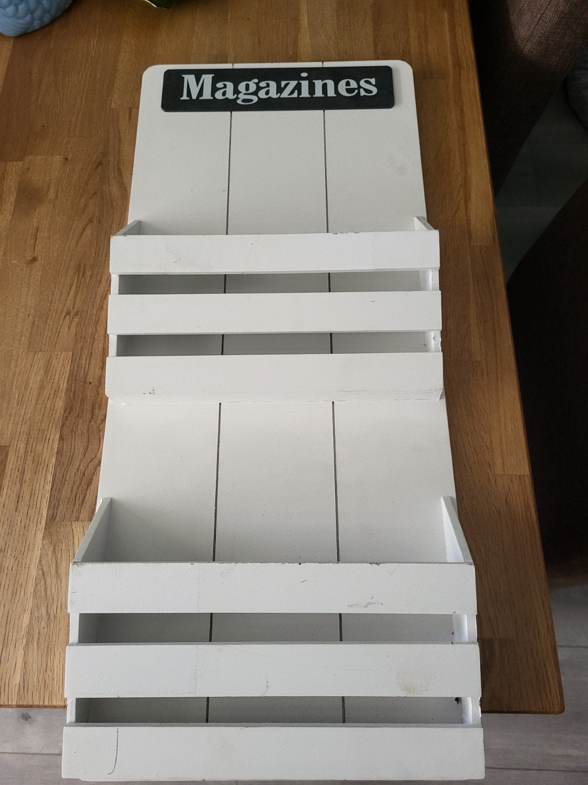 TE KOOP MUUR MAGAZINES REK, Ophalen of Verzenden