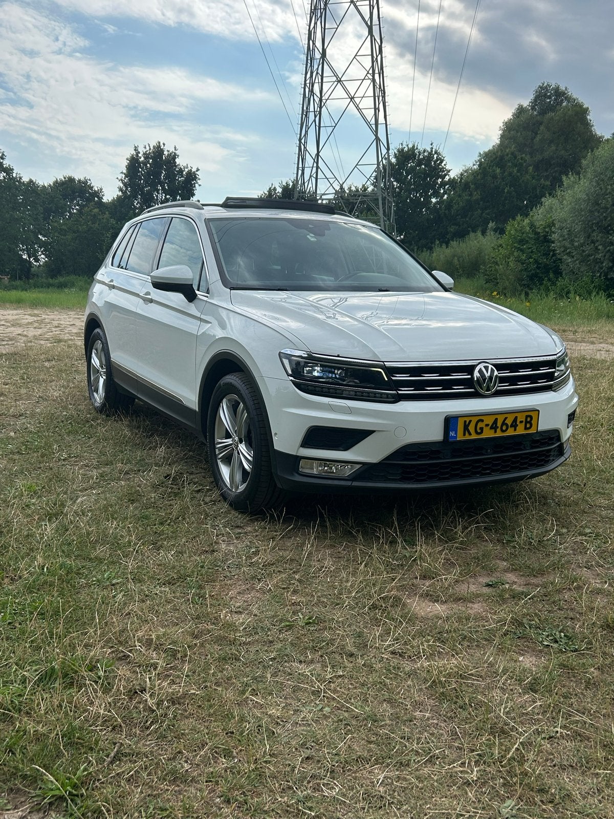 Volkswagen Tiguan 2.0 TDI 150 PK Full Options, Auto's, 4 cilinders, 2000 kg, Alcantara, Wit