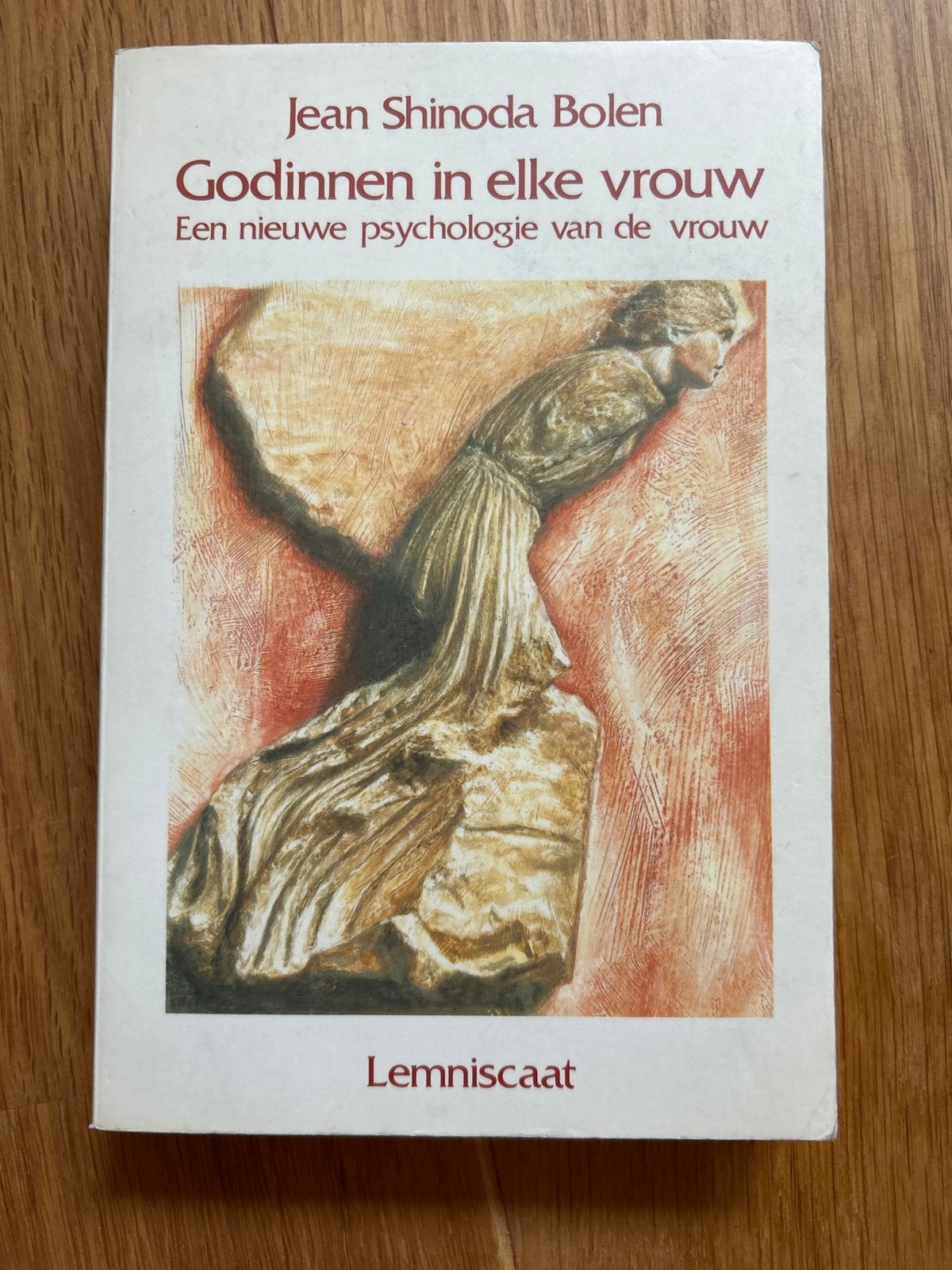 Godinnen in elke vrouw - Jean Shinoda Bolen, Boeken, Ophalen of Verzenden, Gelezen, Persoonlijkheidsleer