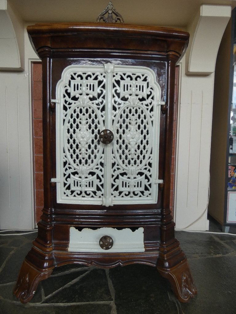 Te koop fraaie Franse antieke kachel, gietijzer met emaille, Ophalen, Gebruikt, Vrijstaand, Hout