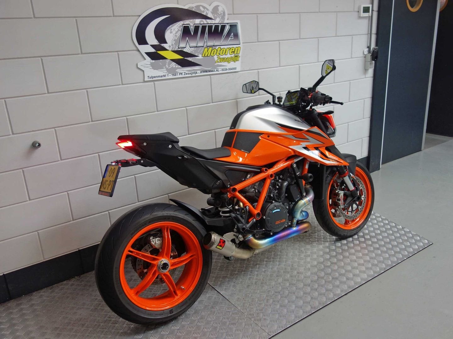 KTM 1290 SUPER DUKE R, 2 cilinders, KTM, Motorrijbewijs A, Bedrijf