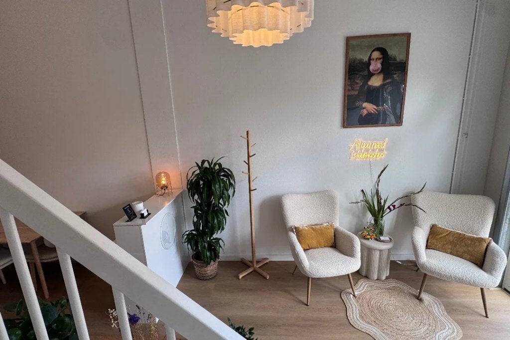 Wimperstyliste / Lash Artist gezocht – JULY Leiden, Vacatures, Overige vormen, Vanaf 1 jaar, Overige niveaus, 33 - 40 uur