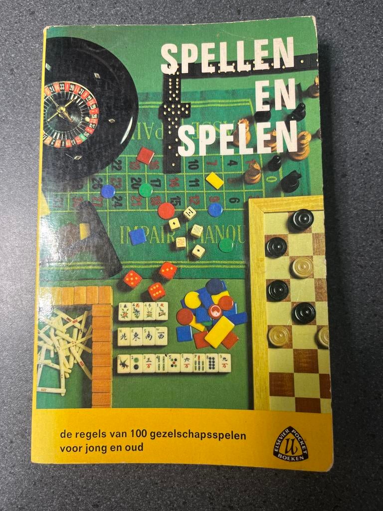 Spellen en Spelen: 100 gezelschapsspellen, Ophalen of Verzenden, Gelezen