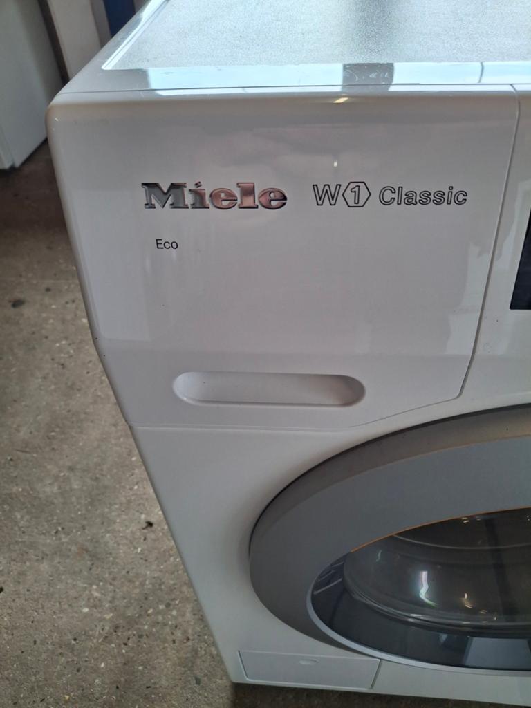 Miele W1 Classic Eco Wasmachine zogoed als nieuwe, Carl-Miele-Straße 29, 33332 Gütersloh, Duitsland, 85 tot 90 cm, 1200 tot 1600 toeren