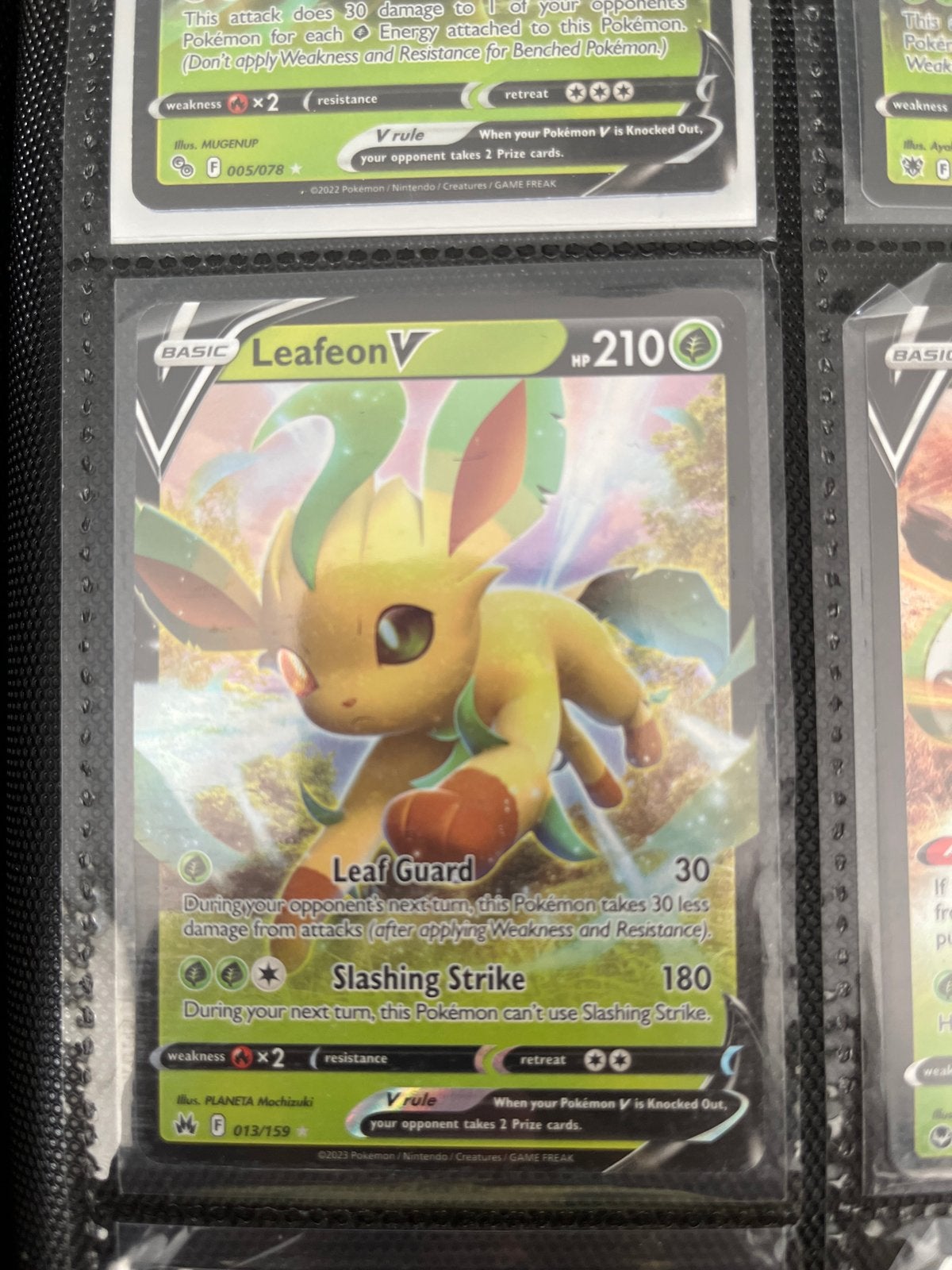 Pokémon Kaart Leafeon V - Basic HP 210, Verzenden, Zo goed als nieuw, Losse kaart