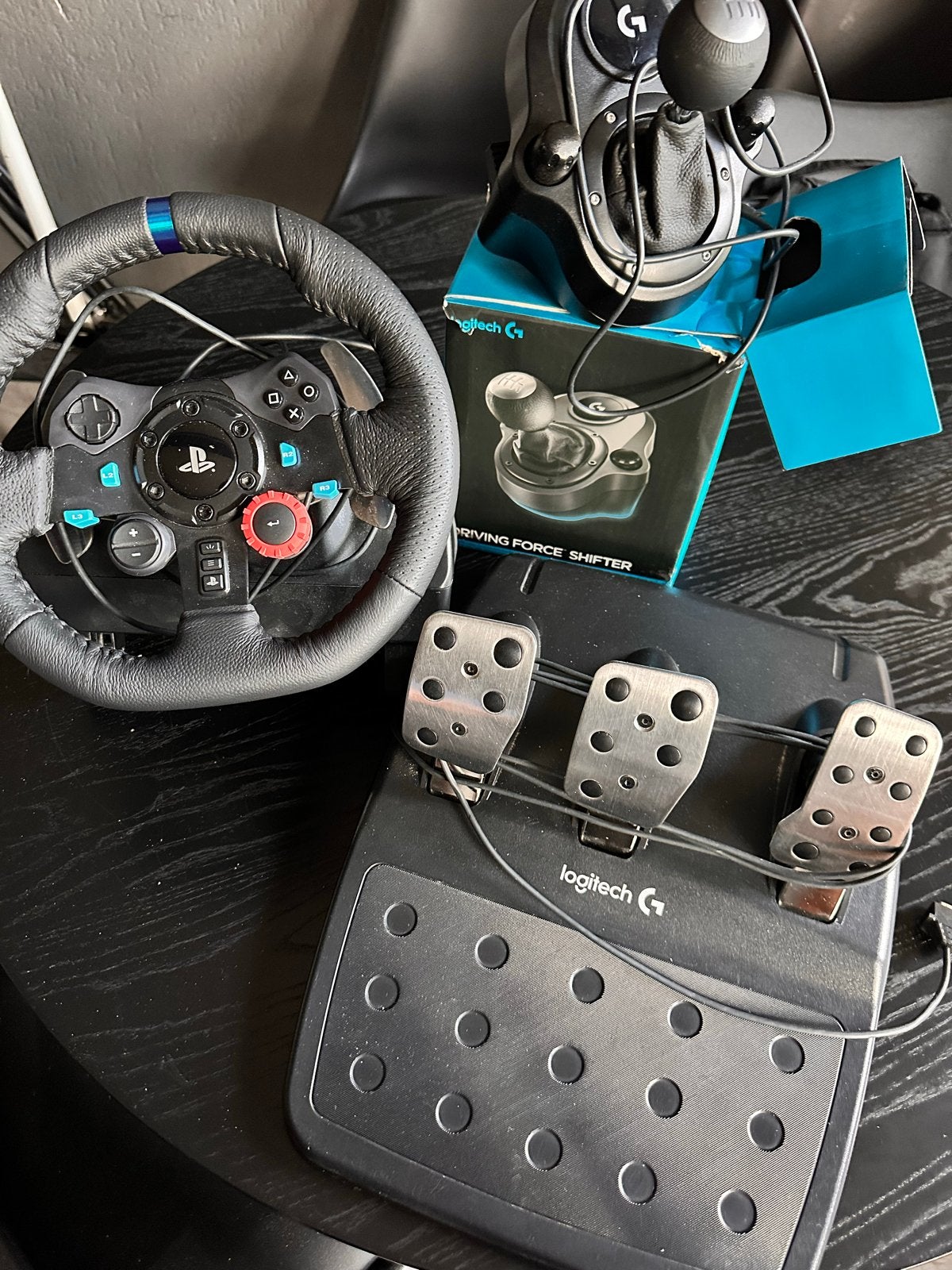 Logitech G29 Driving Force racestuur met pedalen en shifter, Spelcomputers en Games, Spelcomputers | Sony PlayStation Consoles | Accessoires