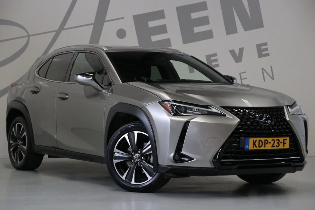 Lexus UX 250h AWD Executive Line, Automaat, Gebruikt, 4 cilinders, Leder