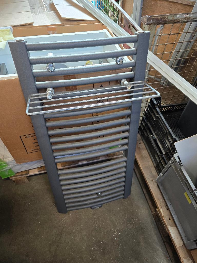 Vasco handdoek radiator showmodel, Ophalen, Radiator, Zo goed als nieuw, 60 tot 150 cm