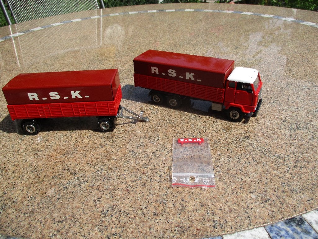 Tekno Denmark Volvo F88 RSK, Hobby en Vrije tijd, Modelauto's | 1:50, Ophalen of Verzenden, Zo goed als nieuw, Bus of Vrachtwagen