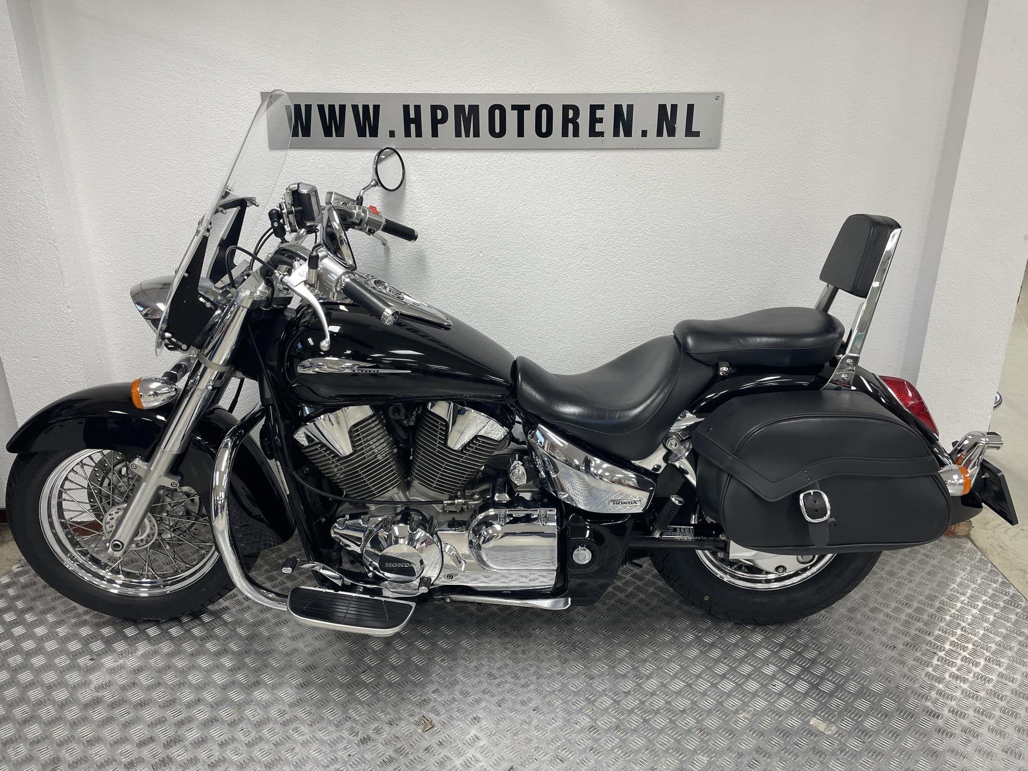 Honda VTX1300 VTX 1300 S SHADOW BLACK BOVAGGARANTIE FULL, Rivium Boulevard 222-11
2909 LK  Capelle aan den Ijssel, NL, Chopper