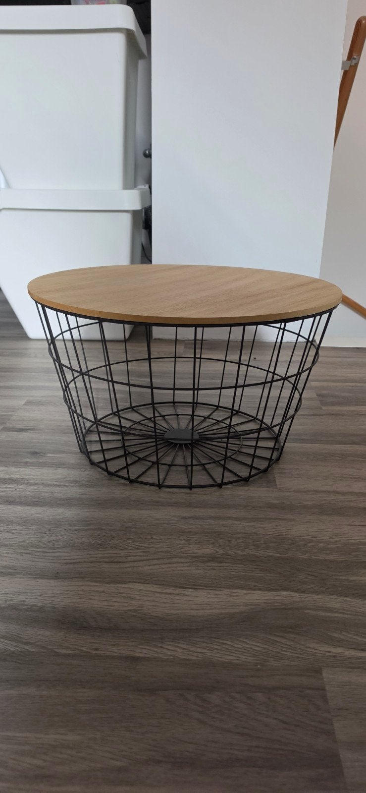 Metalen mand met deksel/tafeltje, Ophalen, Rond, Overige materialen