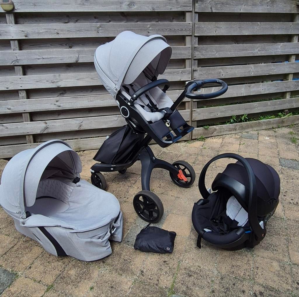 Stokke kinderwagen compleet met reiswieg en autostoel, Met autostoeltje, Zo goed als nieuw, Combiwagen, Ophalen