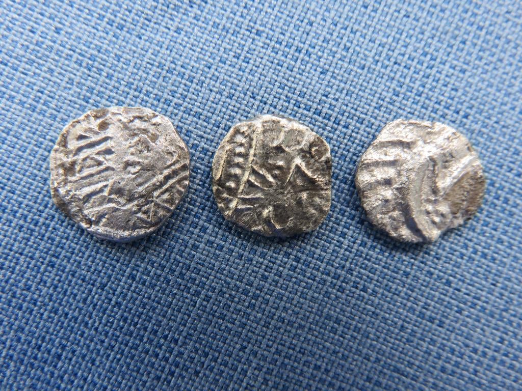 Sceatta , s  in zilver - ca. 670 / 750 A.D. - bodemvondsten, Postzegels en Munten, Munten | Nederland, Vóór koninkrijk, Setje