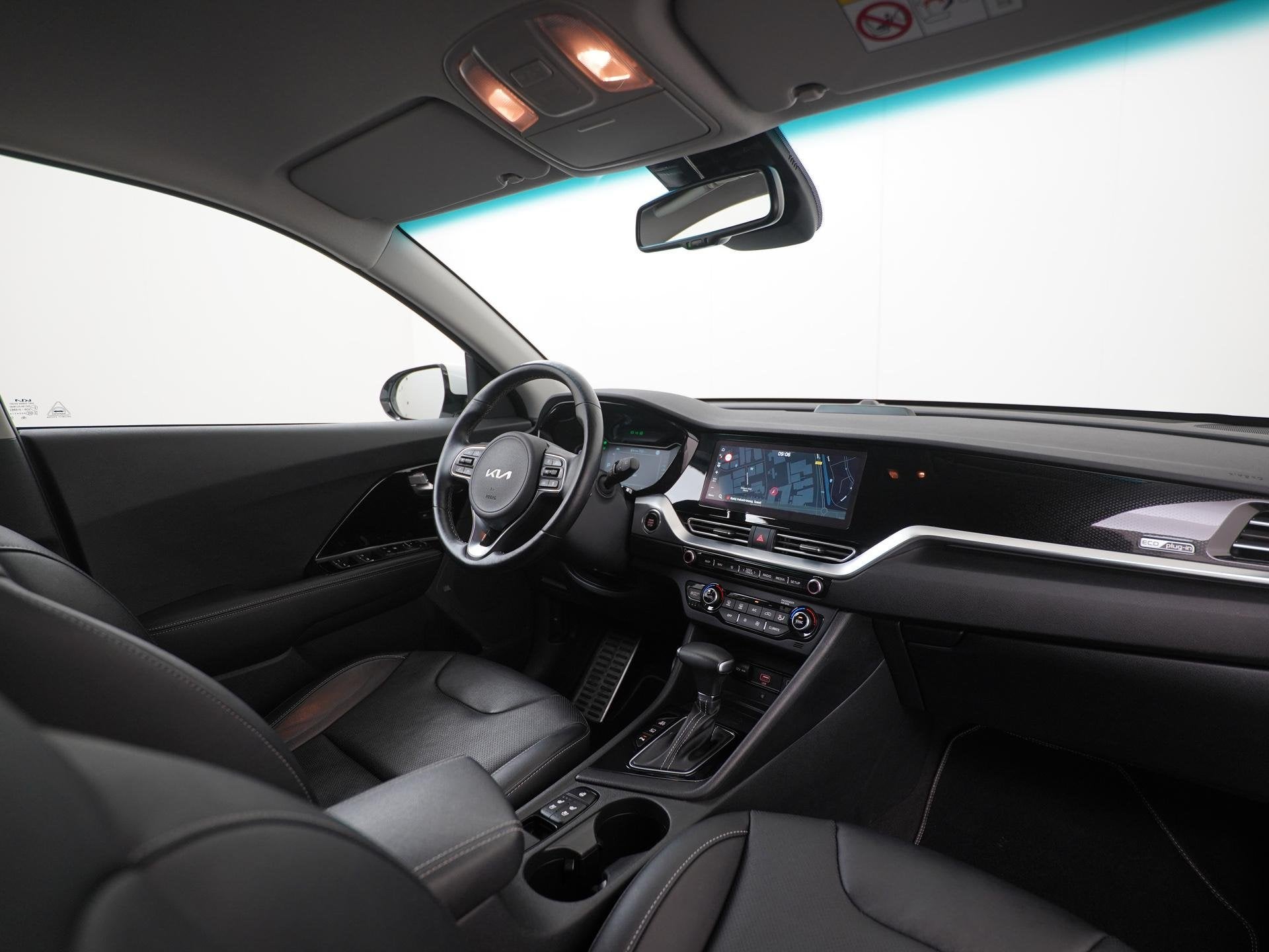 Kia Niro 1.6 GDi PHEV ExecutiveLine | Stoelventilatie/verwar, Auto's, Gebruikt, Lichtsensor, Wit, SUV of Terreinwagen