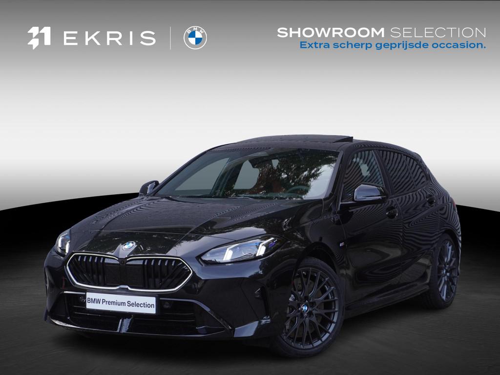 BMW 1 Serie 5-deurs 120 M Sportpakket Pro | Panoramadak elek, Stof, Euro 6, Met garantie (alle), Zwart