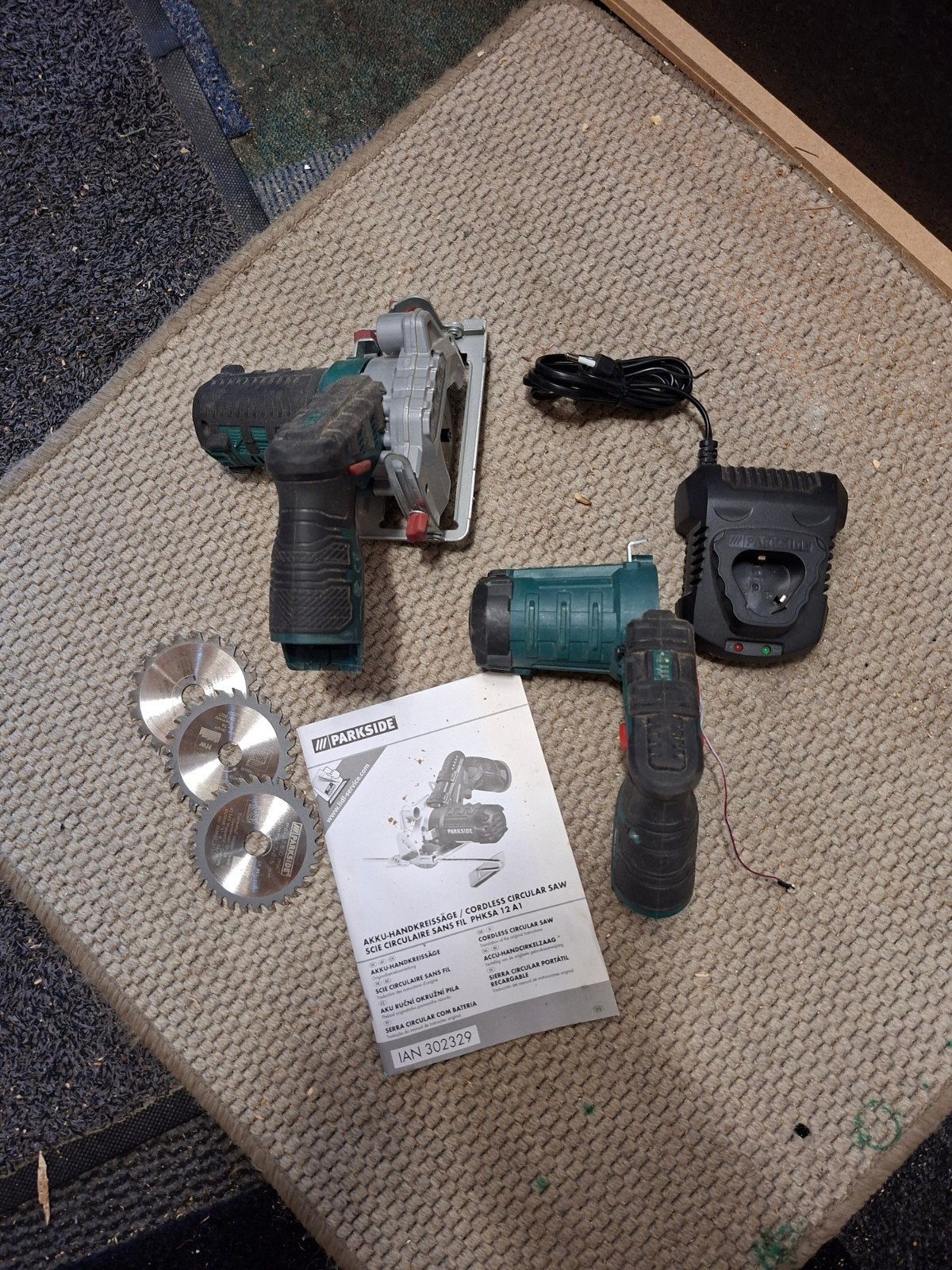 2x Parkside Cirkelzaag met lader en zaagjes, Ophalen of Verzenden, Gebruikt, Cirkelzaag, Parkside