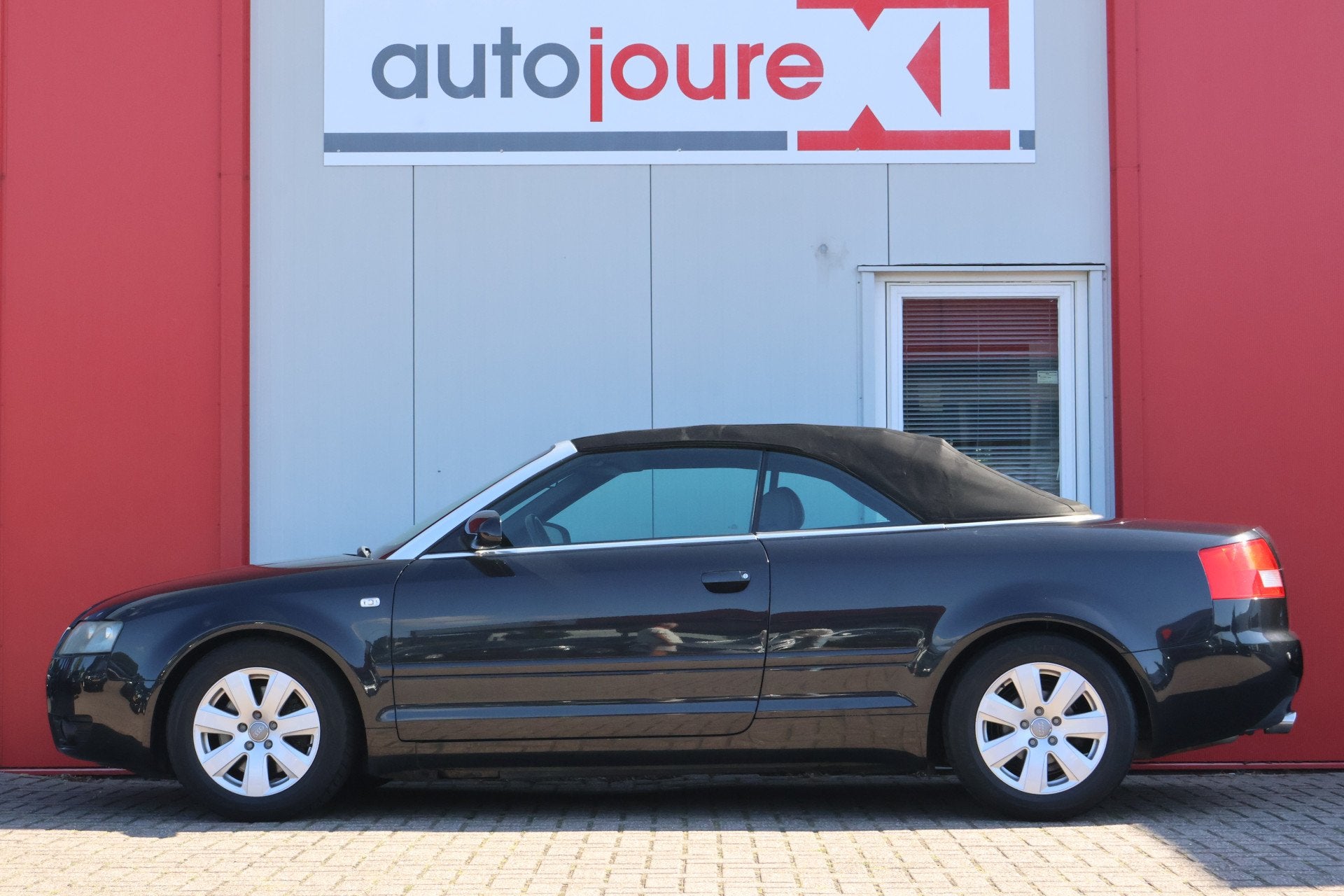 Audi A4 Cabriolet 2.4 V6 (bj 2002), Auto's, Audi, Voorwielaandrijving, Gebruikt, Zwart, Cabriolet