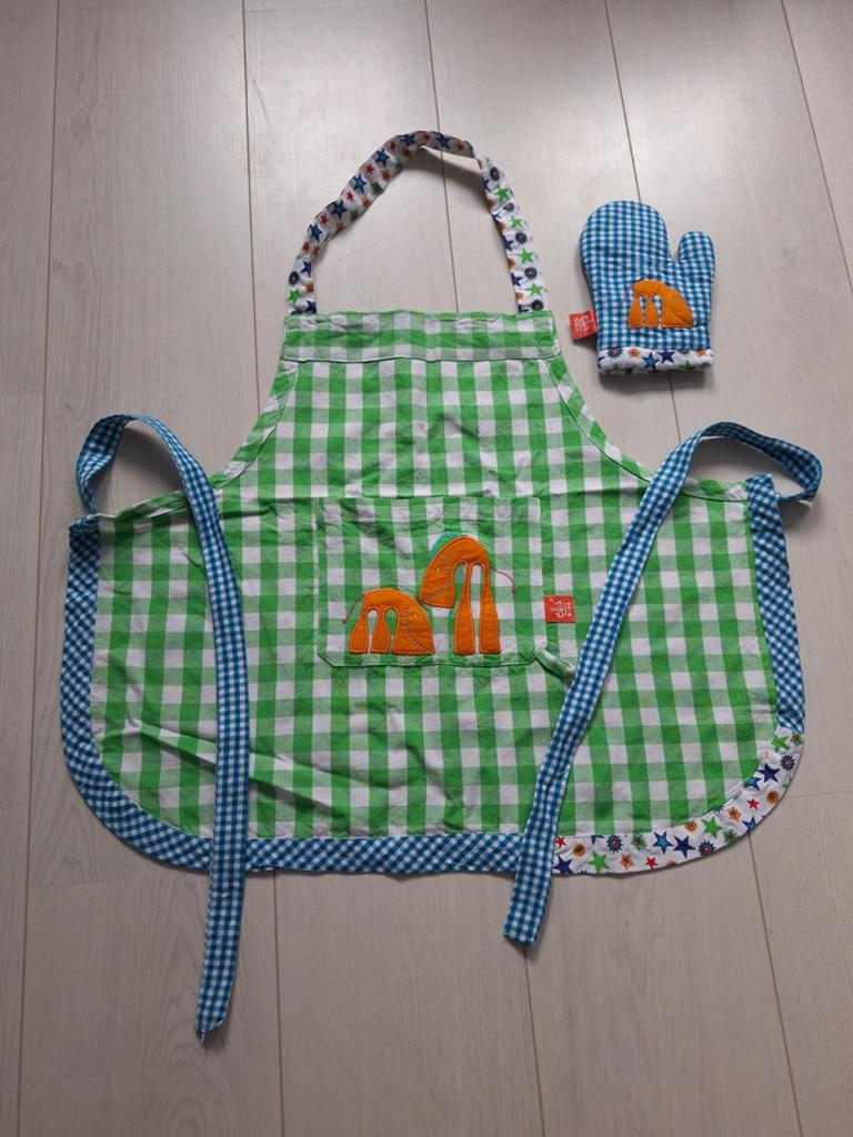 Schattig kinder schort en ovenwant setje, Ophalen of Verzenden, Zo goed als nieuw
