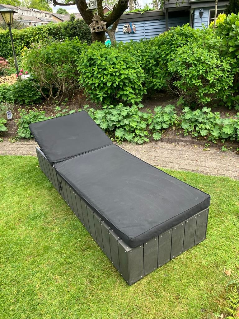 Comfortabele ligdtoel en tuinstoel van B7 club /Nijhof., Tuin en Terras, Overige materialen, Gebruikt, Stoel, Tuinset