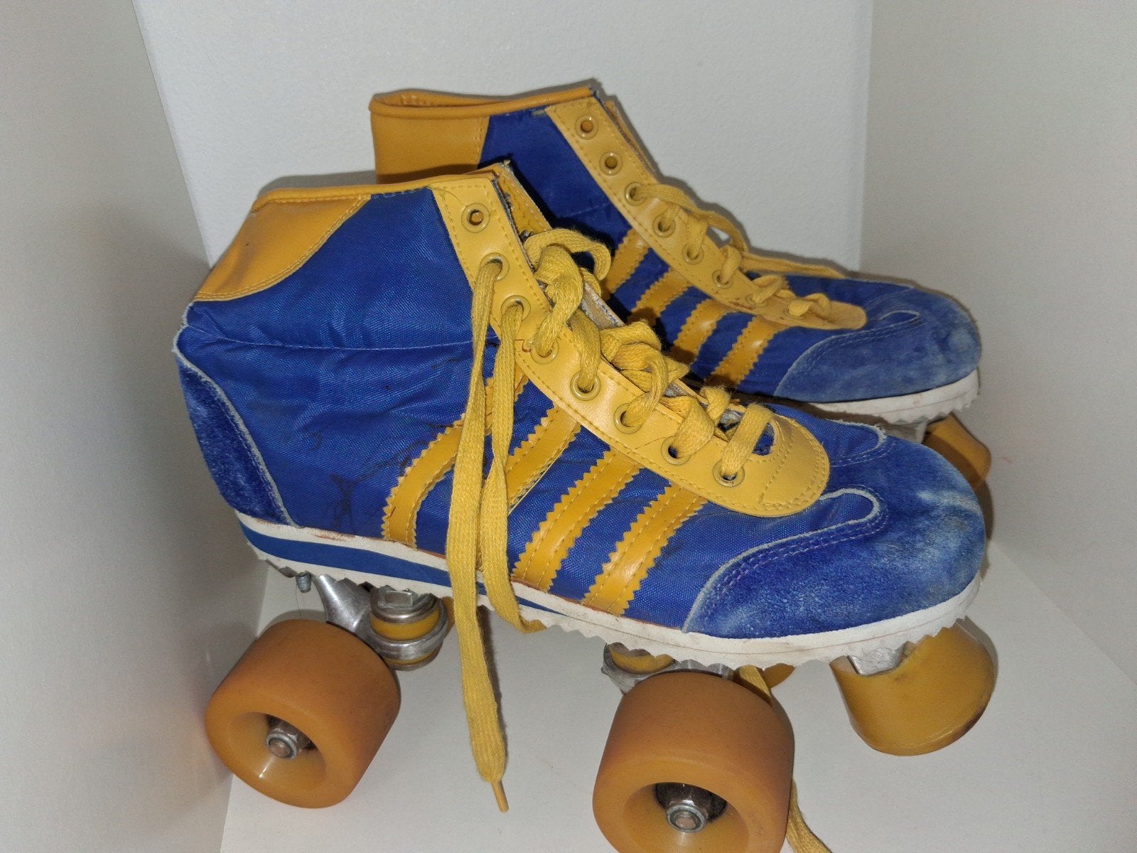 Vintage rolschaatsen - Blauw/Geel - Maat 38, Gebruikt, Verzenden, Dames, Onbekend