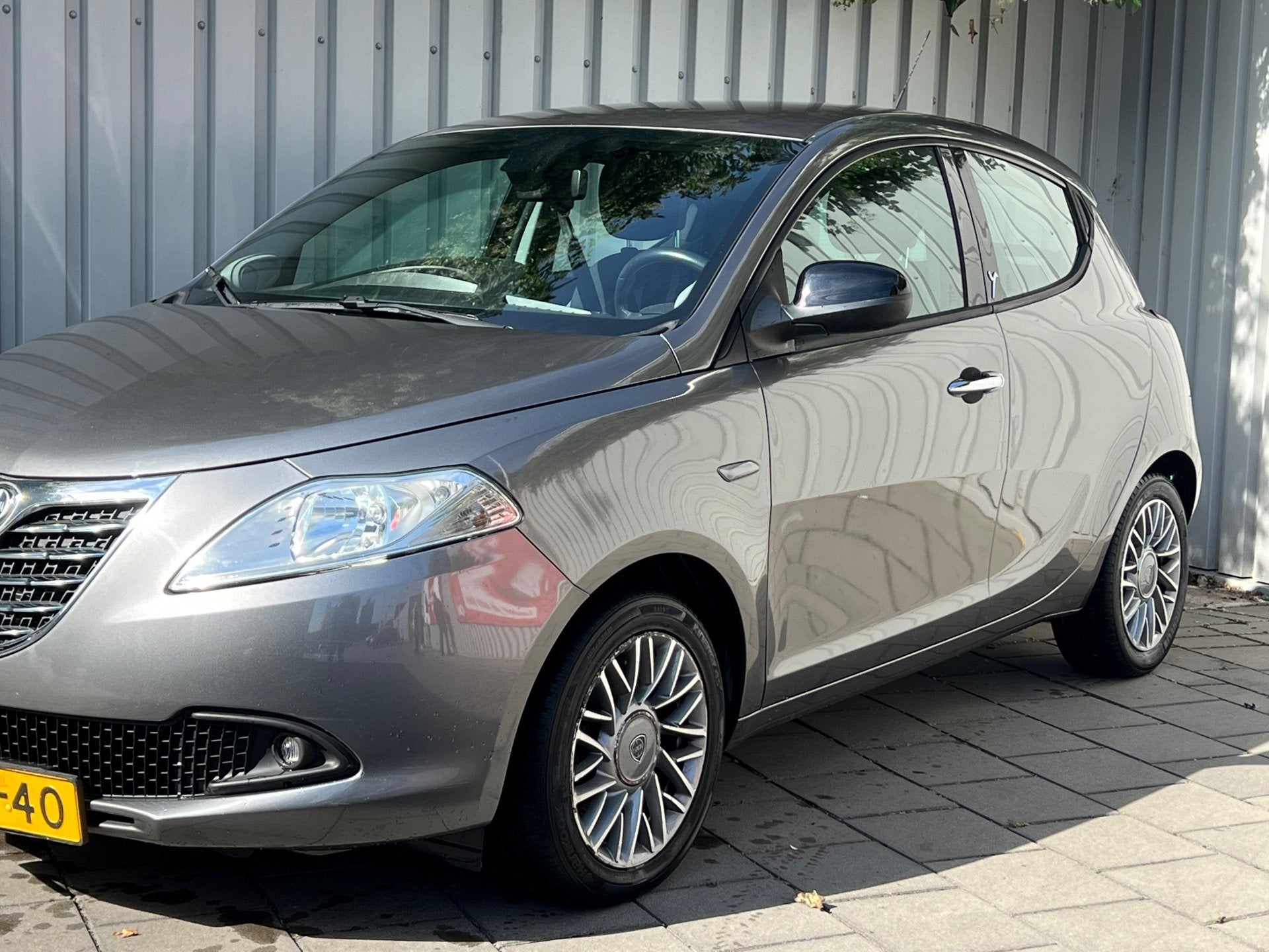 Lancia Ypsilon 0.9 TwinAir Silver Plus|Airco|, Auto's, Voorwielaandrijving, Gebruikt, Origineel Nederlands, Handgeschakeld